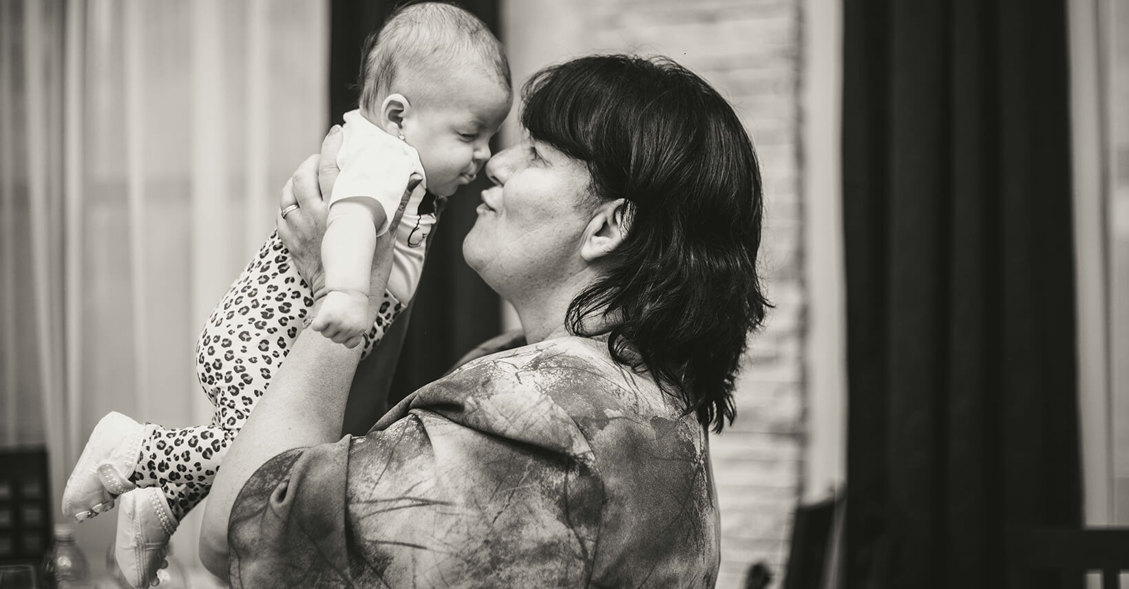 How does a busy working mother to bond with her baby