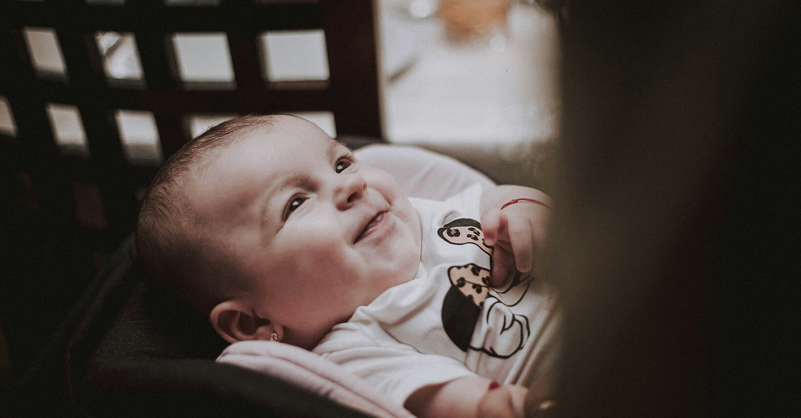 How long does a mother swaddle her baby?