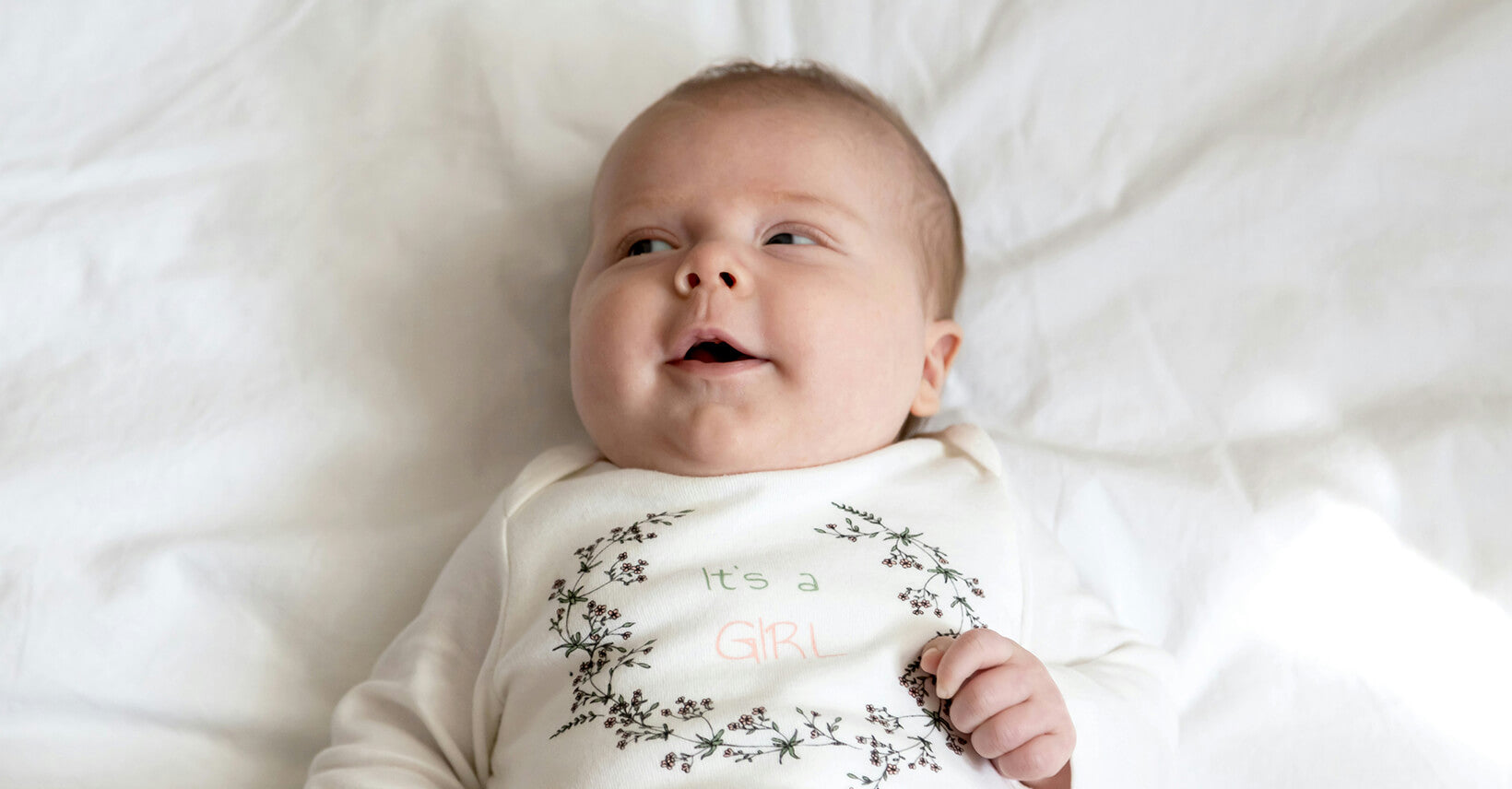 How to dress a baby seasonally?