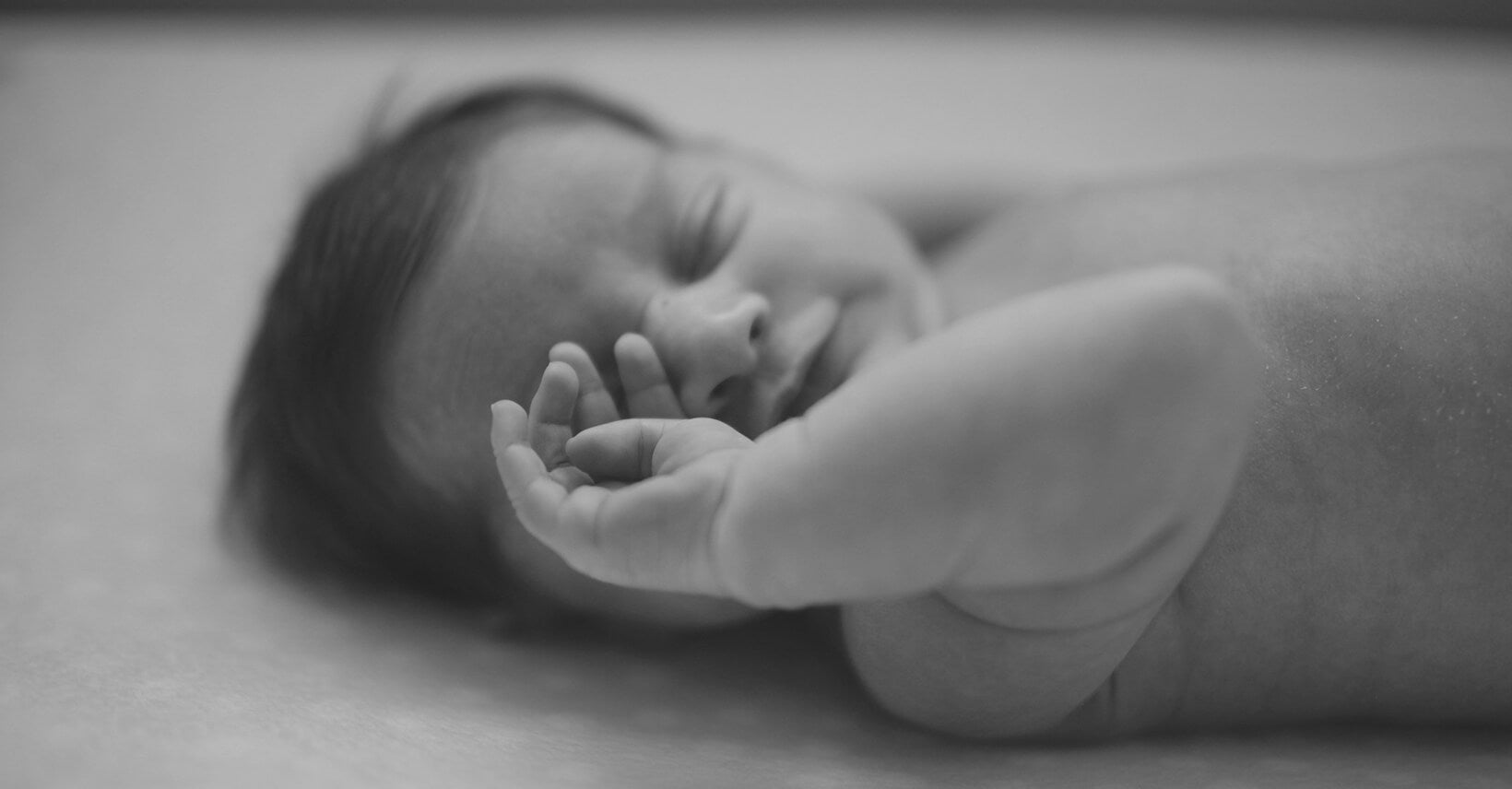 What Can Mothers Do If Their Baby is Fighting Sleep?