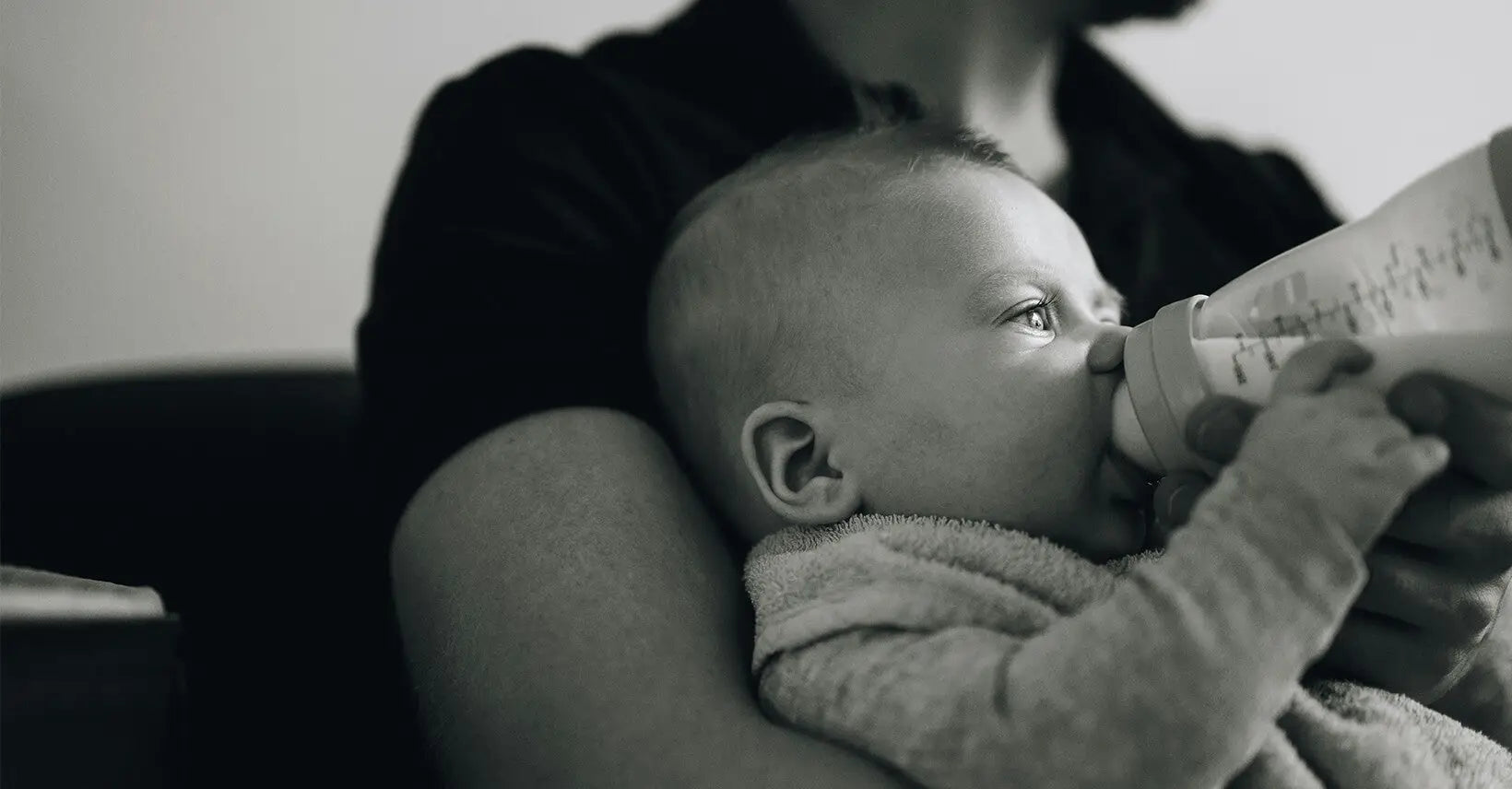 When Do Babies Hold Their Own Bottle?
