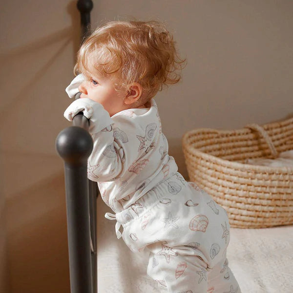 Organic Cotton Half Sleeves Snap Bodysuit+Drawstring Comfy Jogger Lightning Pants - Shell