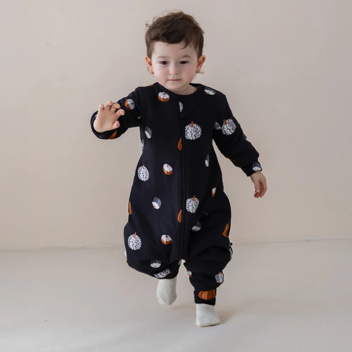 all-season-long-sleeve-sleep-sack-walker-1-0-tog-organic-cotton-camel-wool-pumpkin-dots