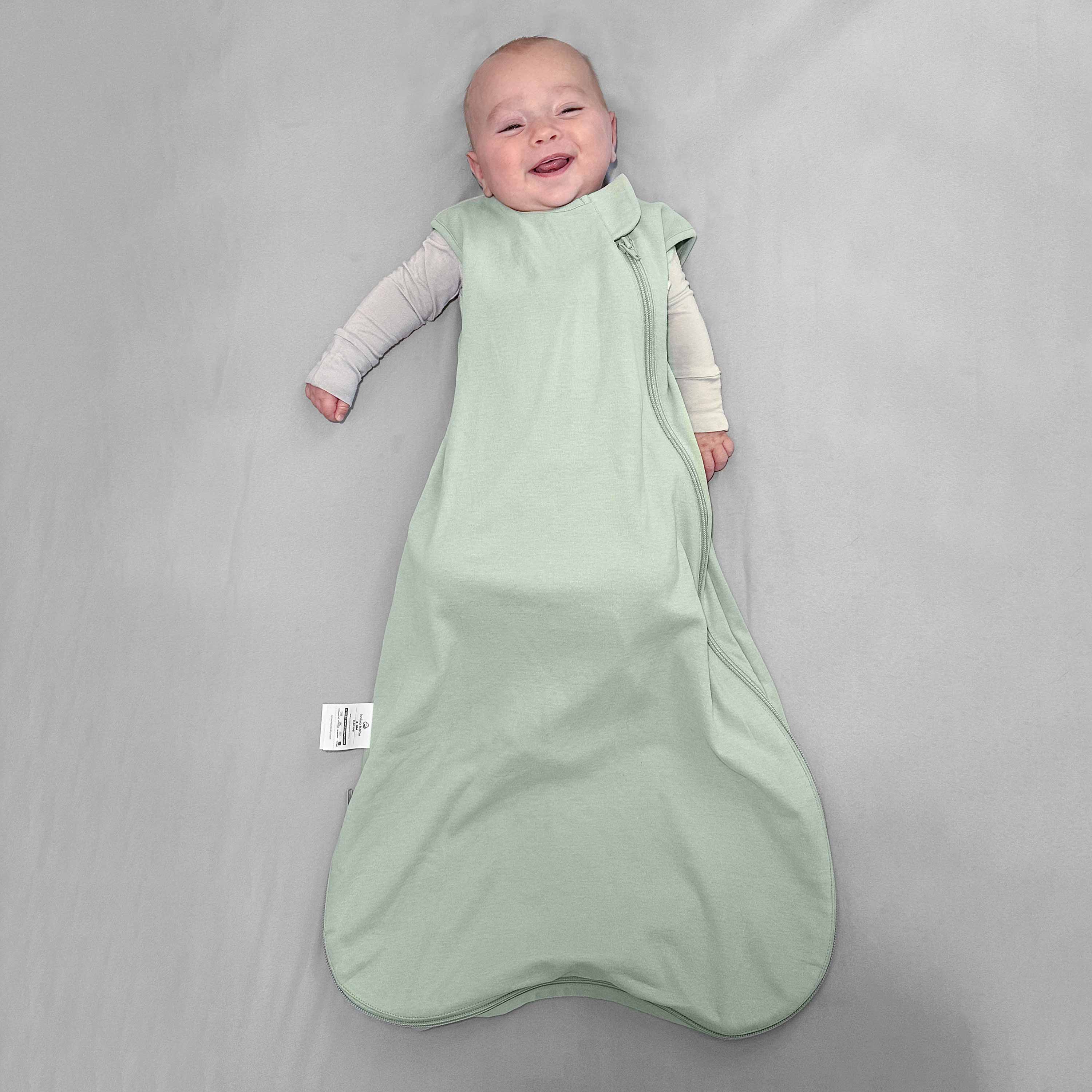 newborn-velcro-swaddle-0-5-tog-pea-green-modal