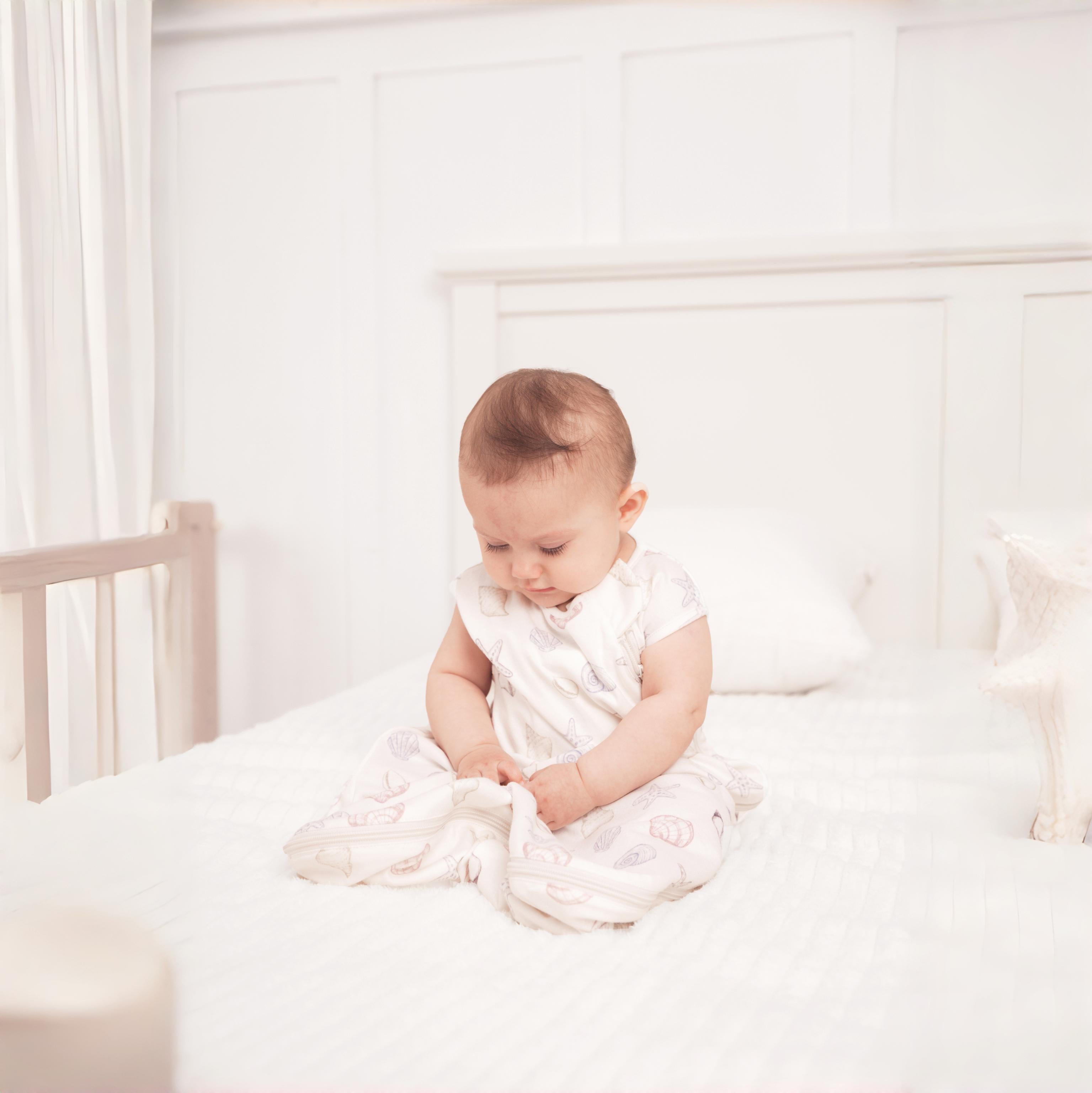 Newborn Velcro Swaddle 0.5 TOG - Shell