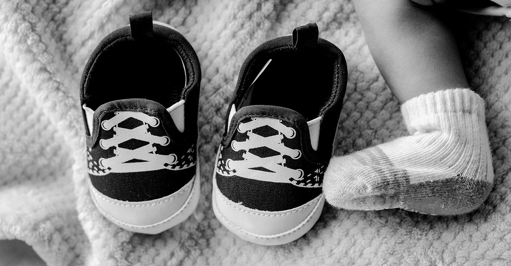 When Do Babies Start Wearing Shoes?