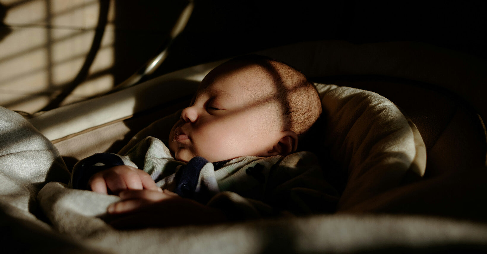 Which Sleep Position Is Safe For Babies?