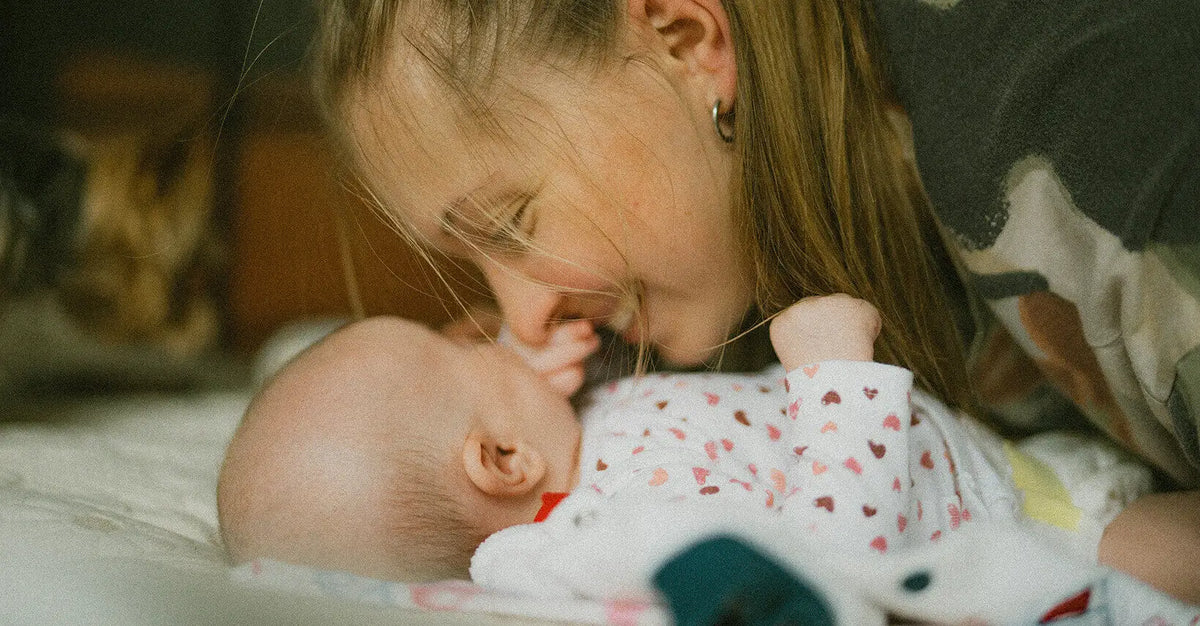 Why Swaddle A Baby? - The Benefits Of Swaddling