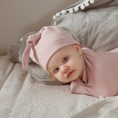 what are diaper bag essentials for a new mother?