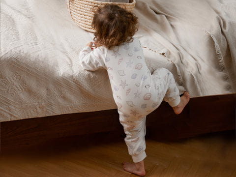 How do newborns learn new things?
