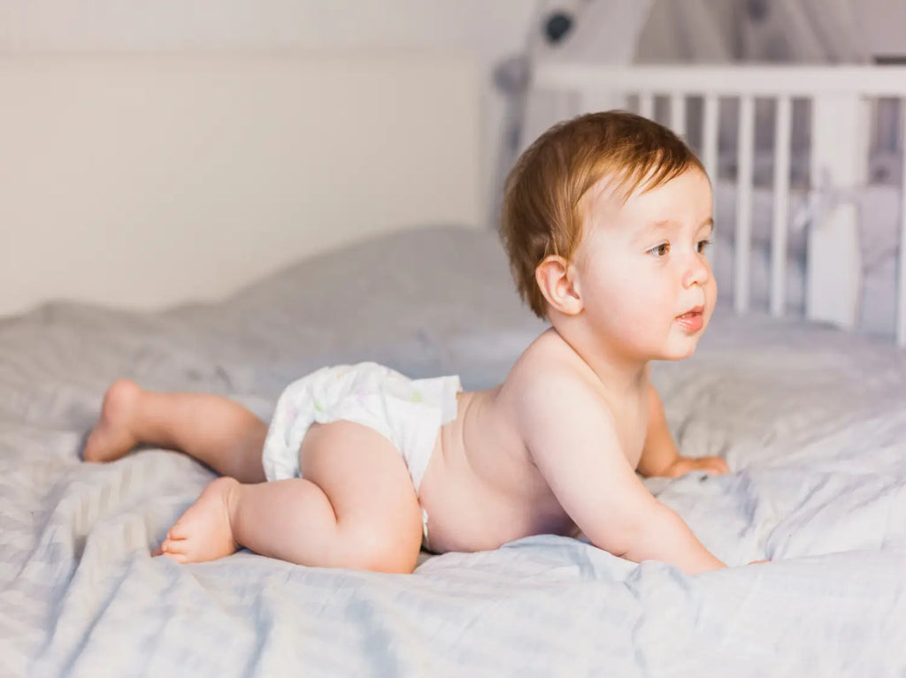 Blonde baby bed