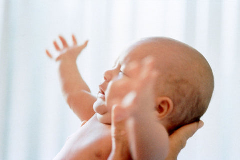 What reflexes does a baby have?