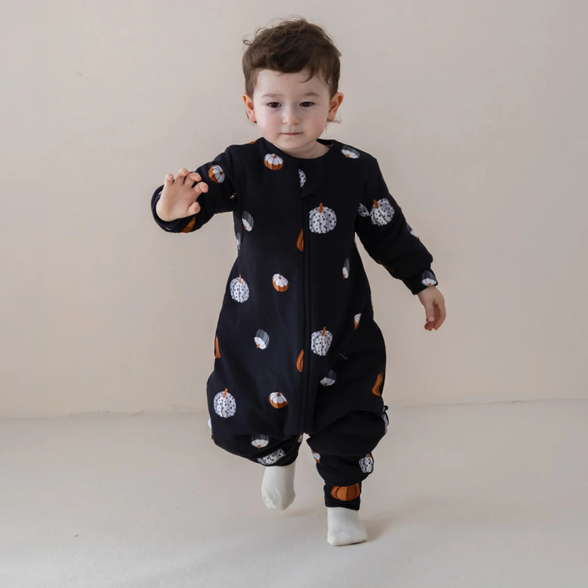 all-season-long-sleeve-sleep-sack-walker-1-0-tog-organic-cotton-camel-wool-pumpkin-dots