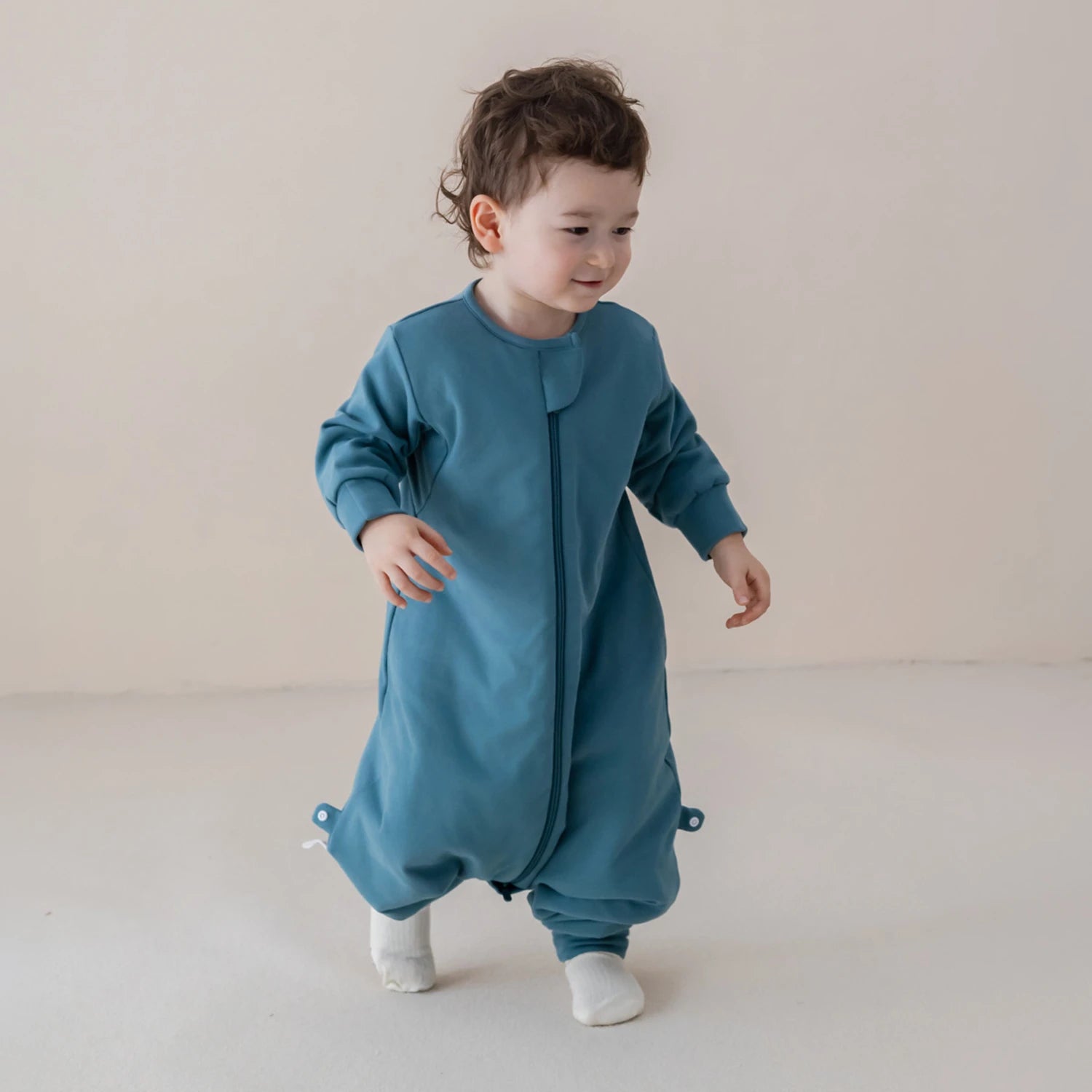long-sleeve-sleep-sack-walker-1-0-tog-organic-cotton-camel-wool-forest-green